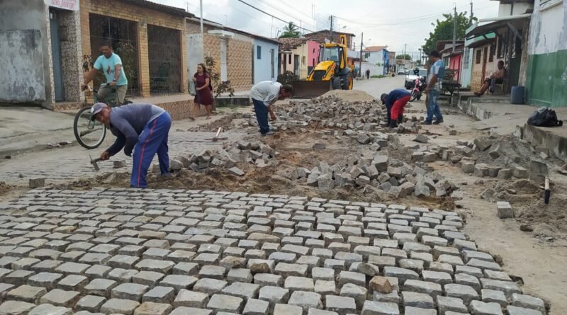 Prefeitura inicia obras de pavimentação